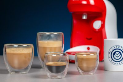 Variedad de bebidas elaboradas con la cafetera Bosch Tassimo Happy