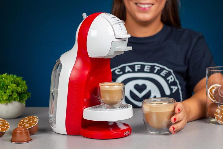 Variedad de bebidas elaboradas con la máquina de café Dolce Gusto Mini Me
