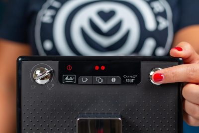 Detalle del panel de control de la cafetera Melitta Caffeo Solo