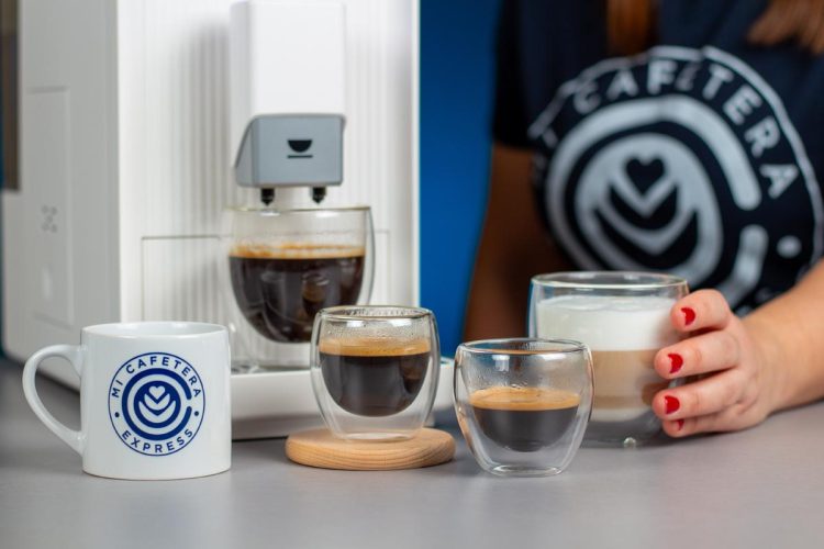 Variedad de bebidas elaboradas con la cafetera Incapto Aura