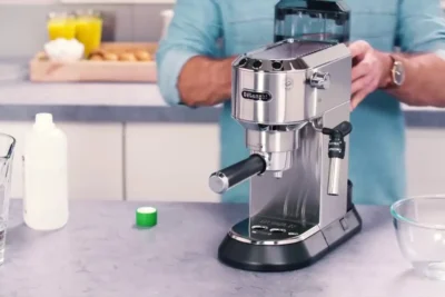 cómo limpiar y descalcificar cafeteras