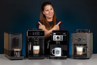 Verónica junto a cuatro máquinas de café superautomáticas